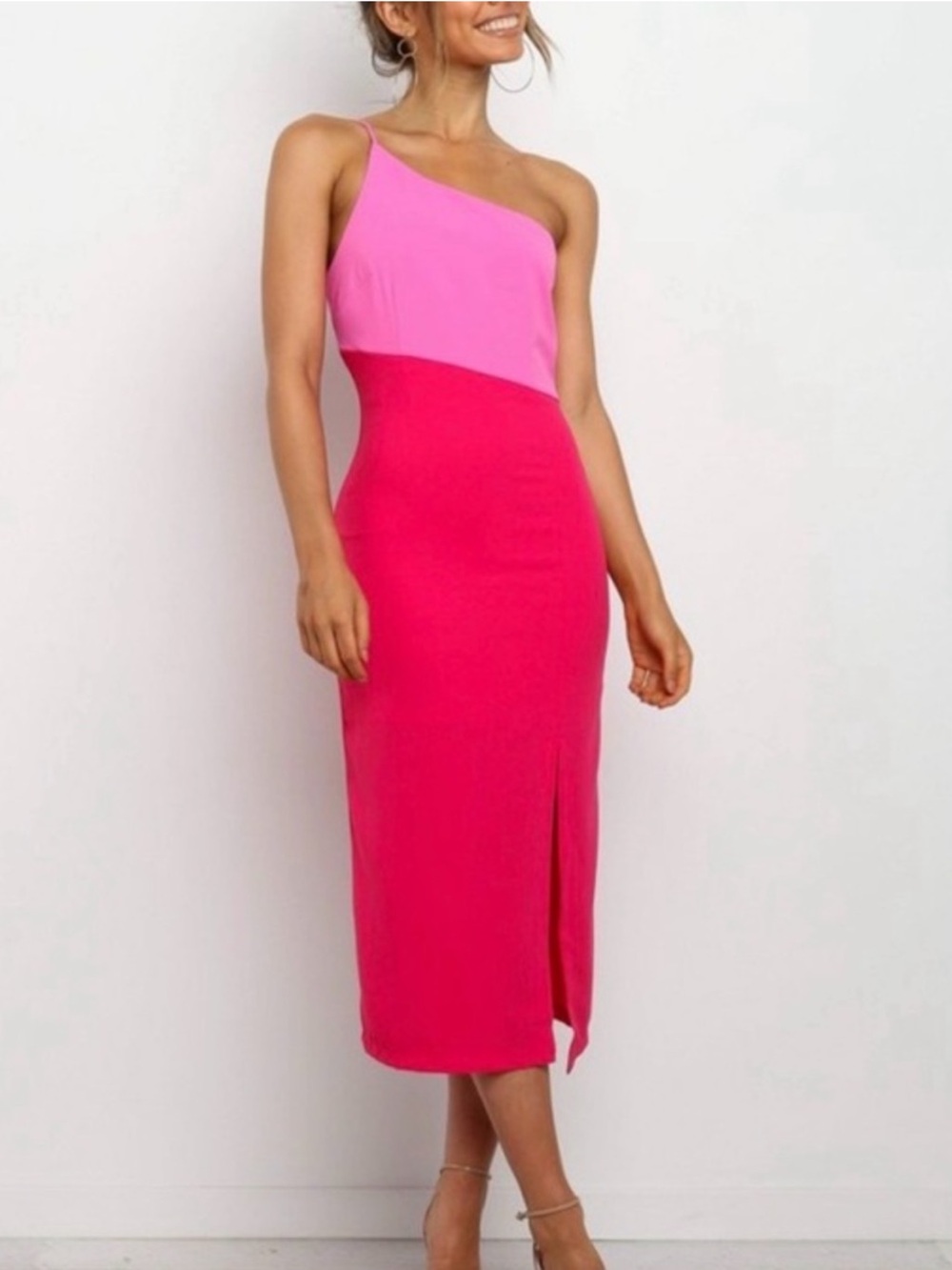 Petal & Pup Two-Tone One-Shoulder Pink & Fuchsia Midi Dress
